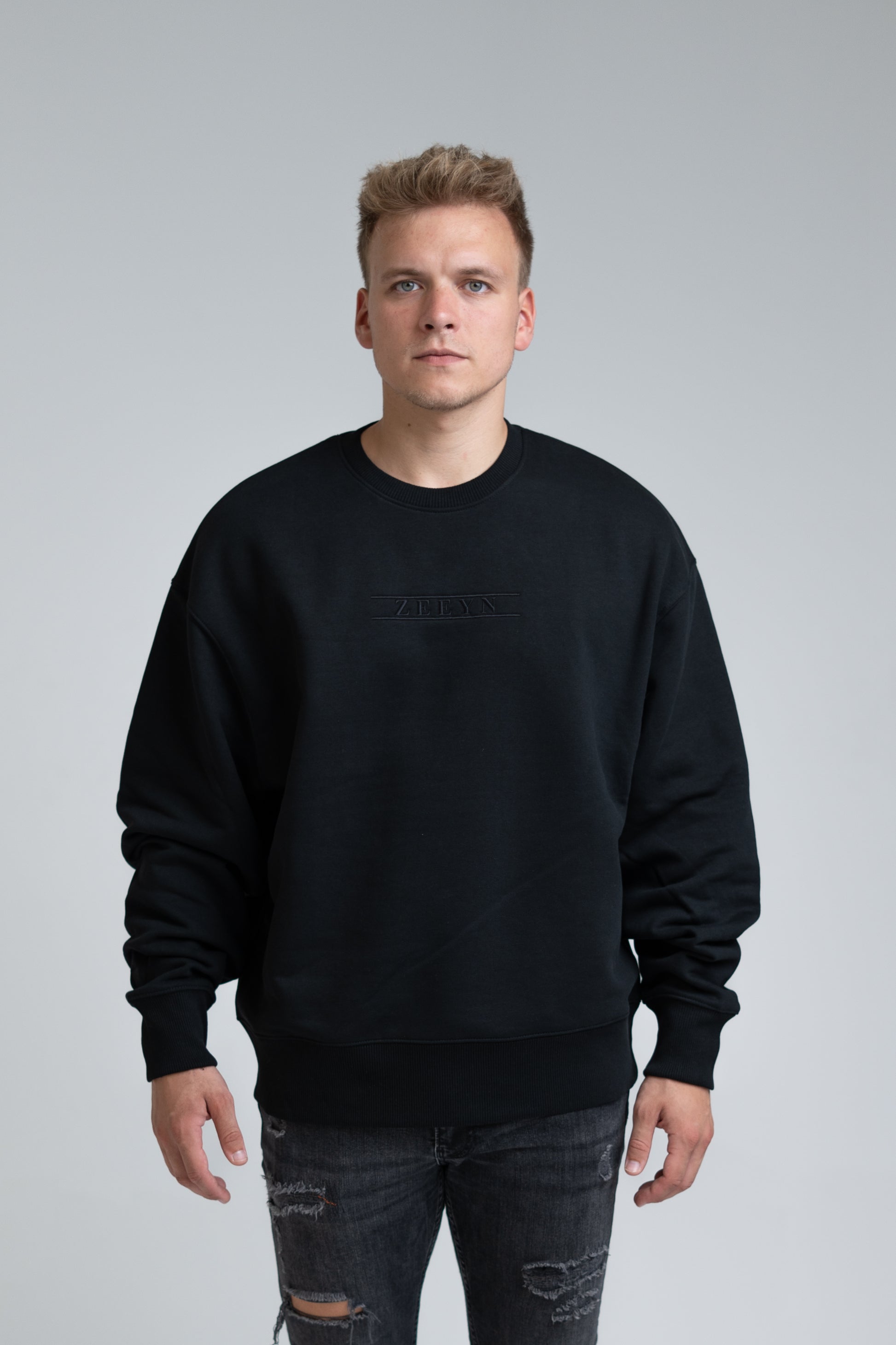Urban crewneck